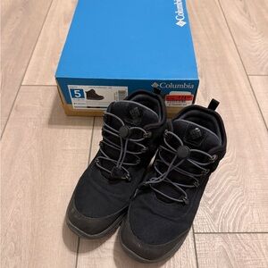 Columbia Youth Fairbanks Mid Black Trail Shoes